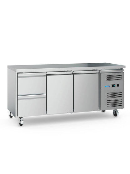 Maxima Counter Fridge 180cm Width on Wheels - 3 Doors - 3 Adjustable Shelves (GN) - RVSVoordeel