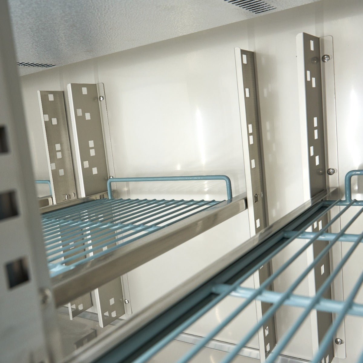 Maxima Counter Fridge 180cm Width on Wheels - 3 Glass Doors - 3 Adjustable Shelves (GN) - RVSVoordeel