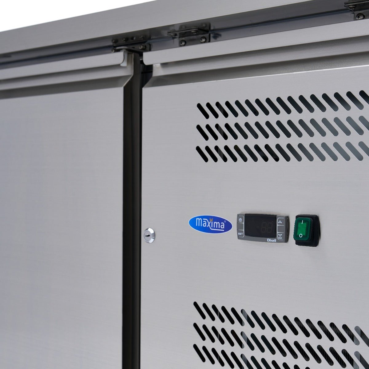 Maxima Counter Fridge 223cm Width on Wheels - 4 Doors - 4 Adjustable Shelves (GN) - RVSVoordeel