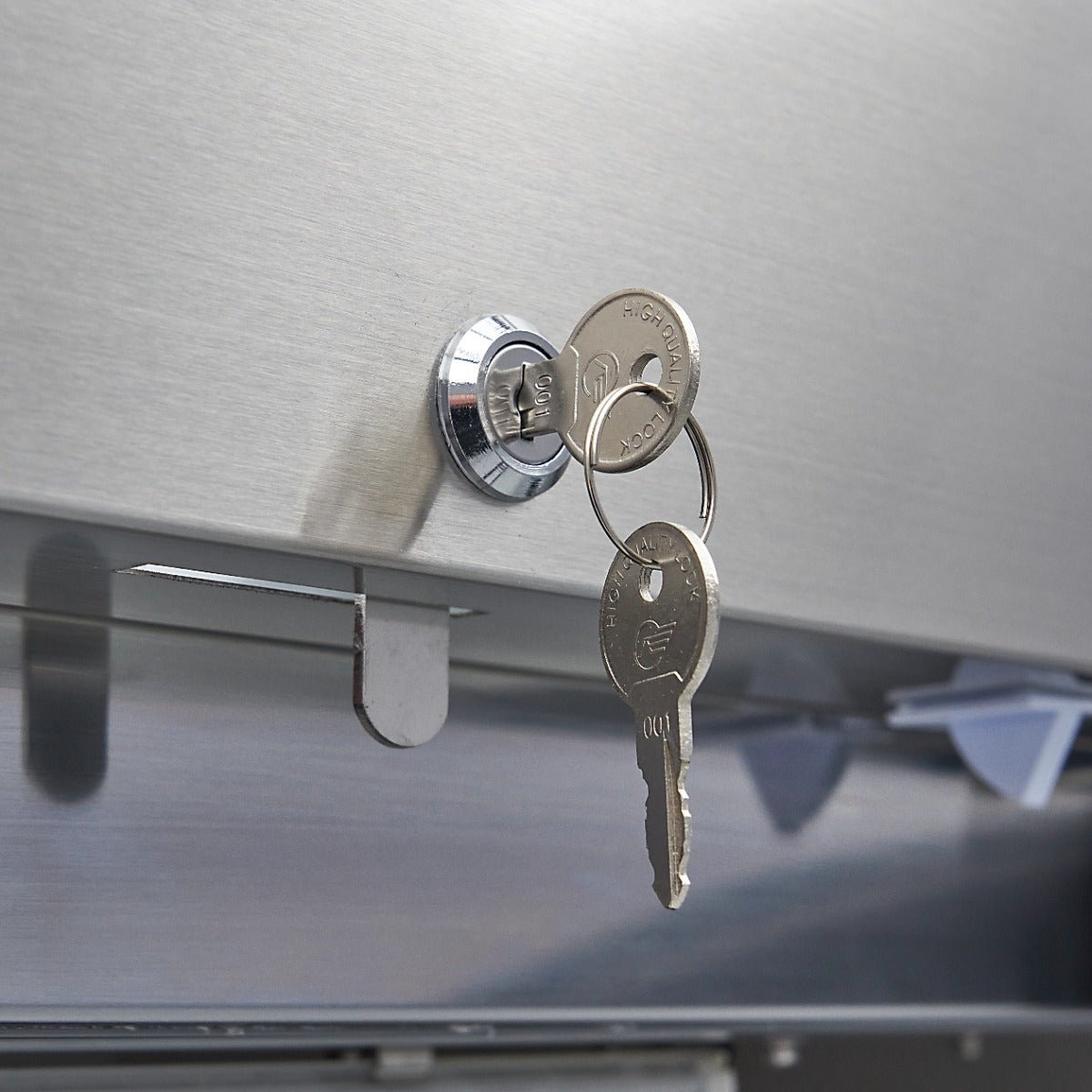 Maxima Freezer 700L with Glass door - 3 Adjustable Shelves (2/1 GN) - on Wheels - Stainless Steel - RVSVoordeel