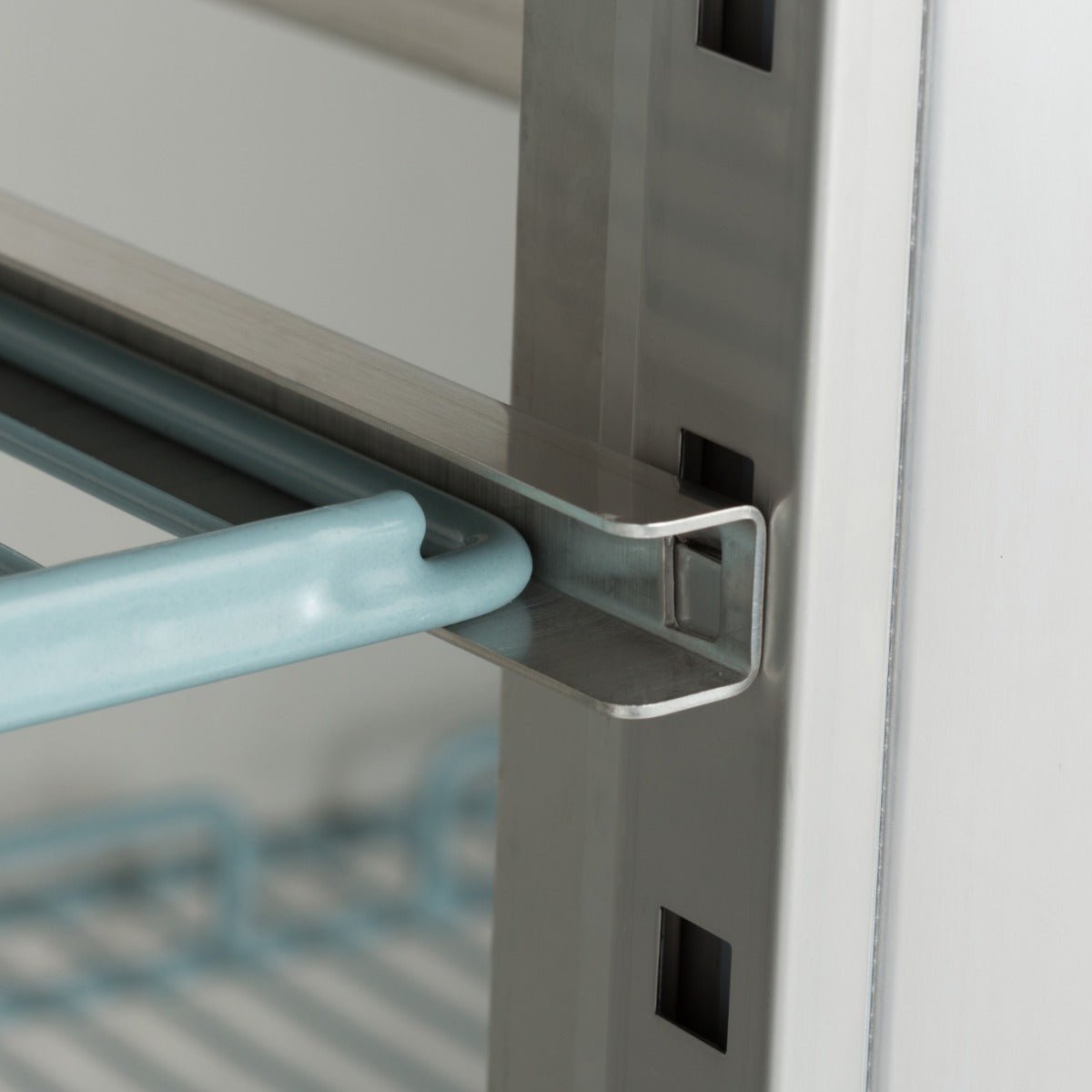 Maxima Fridge 1400L on Wheels - 6 Adjustable Shelves (2/1 GN) - Stainless Steel - RVSVoordeel