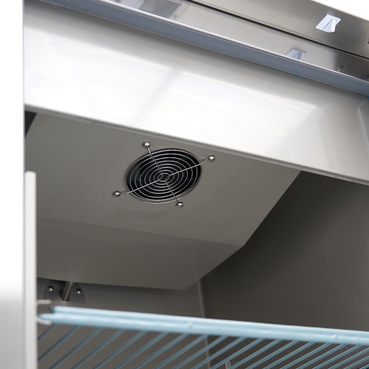 Maxima Fridge 400L on Wheels - 3 Adjustable Shelves - Stainless Steel - RVSVoordeel