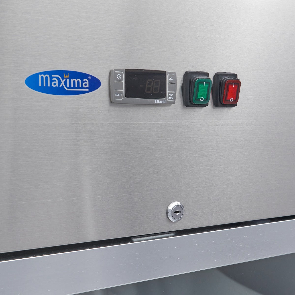 Maxima Fridge 600L with Glass door - 3 Adjustable Shelves (2/1 GN) - on Wheels - Stainless Steel - RVSVoordeel
