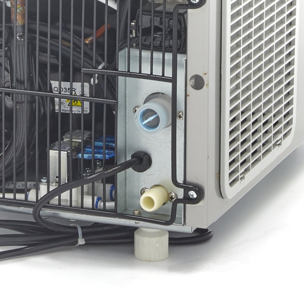 Maxima Ice Machine - 24kg/day - Bullet Cubes - Water Cooled - RVSVoordeel